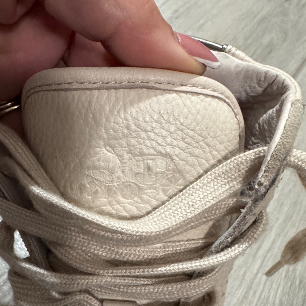 Coach leather Cream Casual Sneakers - Picture 4 of 11